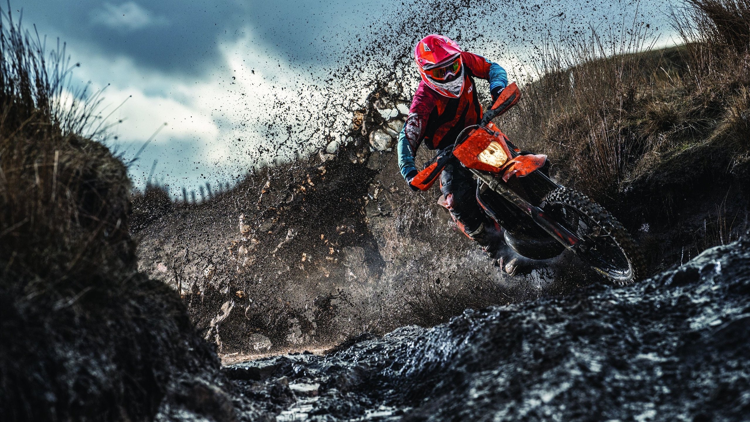 电竞战队的社会责任：公益活动与正能量传播，电竞战队盈利吗